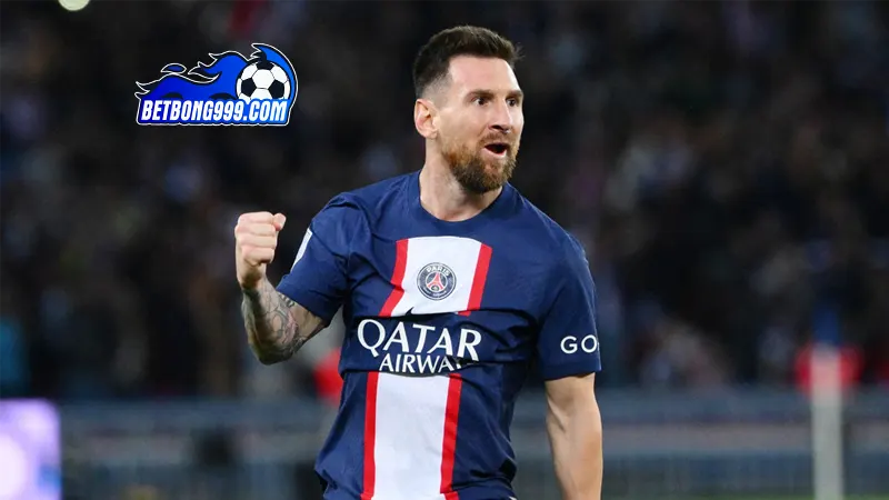 Messi bất đồng với Paris Saint-Germain