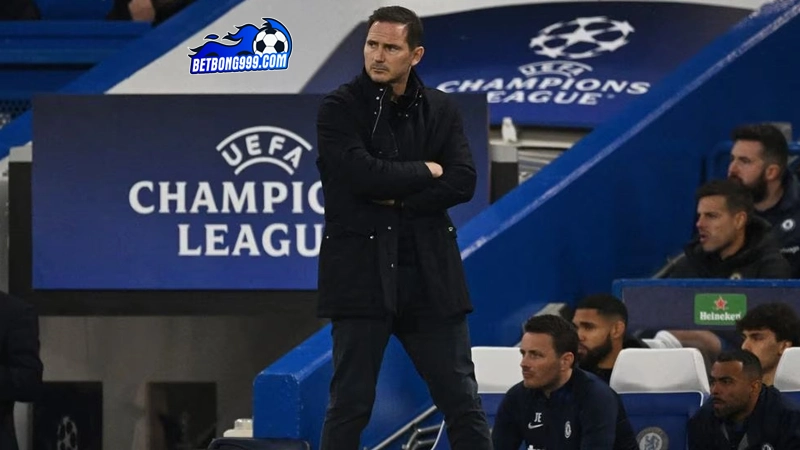 Lampard dẫn dắt Chelsea trong trên cương vị huấn luyện viên tạm quyền